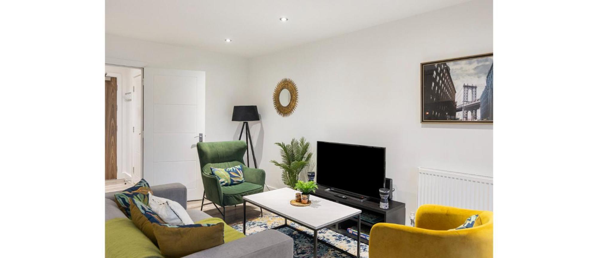 Appartamento A Splash Of Color: Spacious & Funky 3-br Flat
