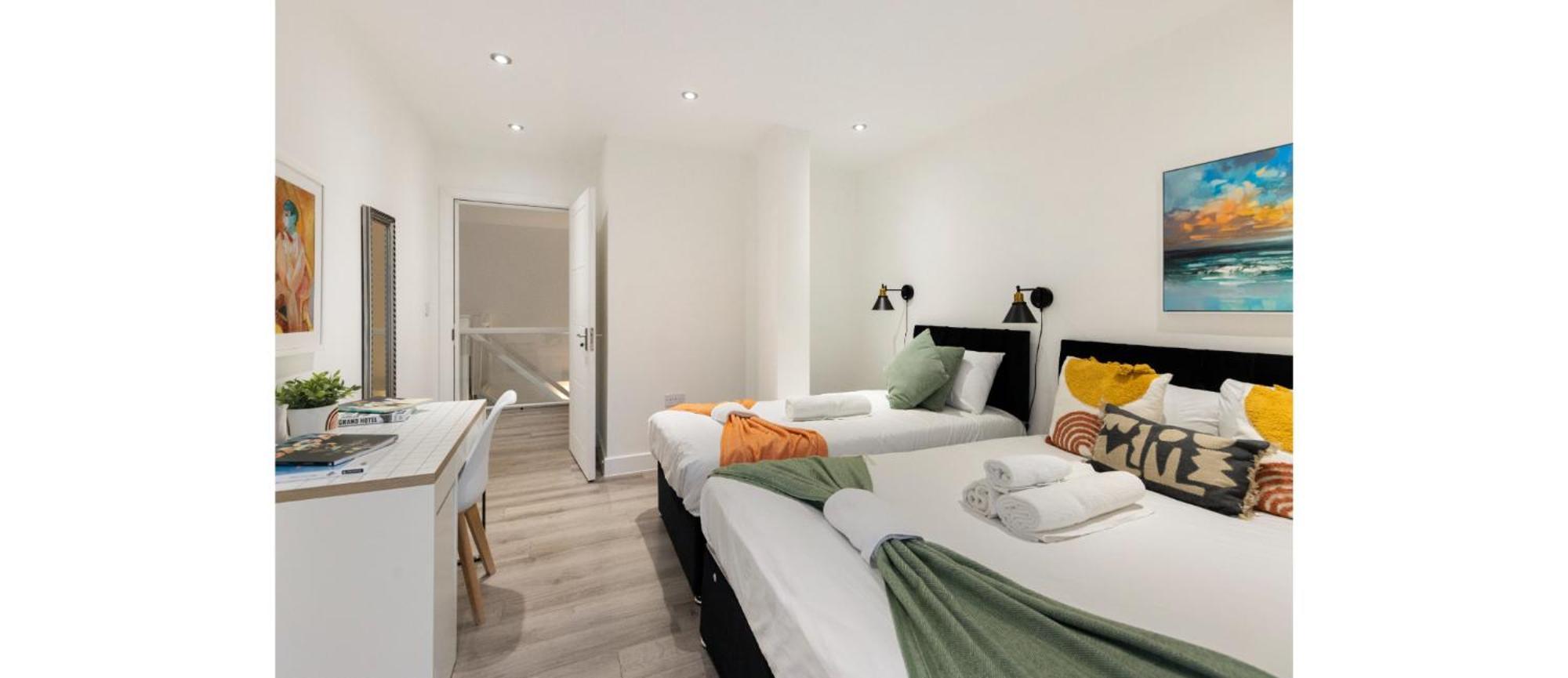 Appartamento A Splash Of Color: Spacious & Funky 3-br Flat *