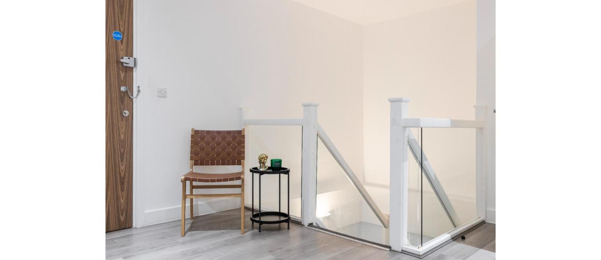 A Splash Of Color: Spacious & Funky 3-br Flat Appartamento